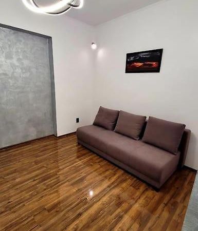 Modern Studio At Unirii Boekarest Buitenkant foto